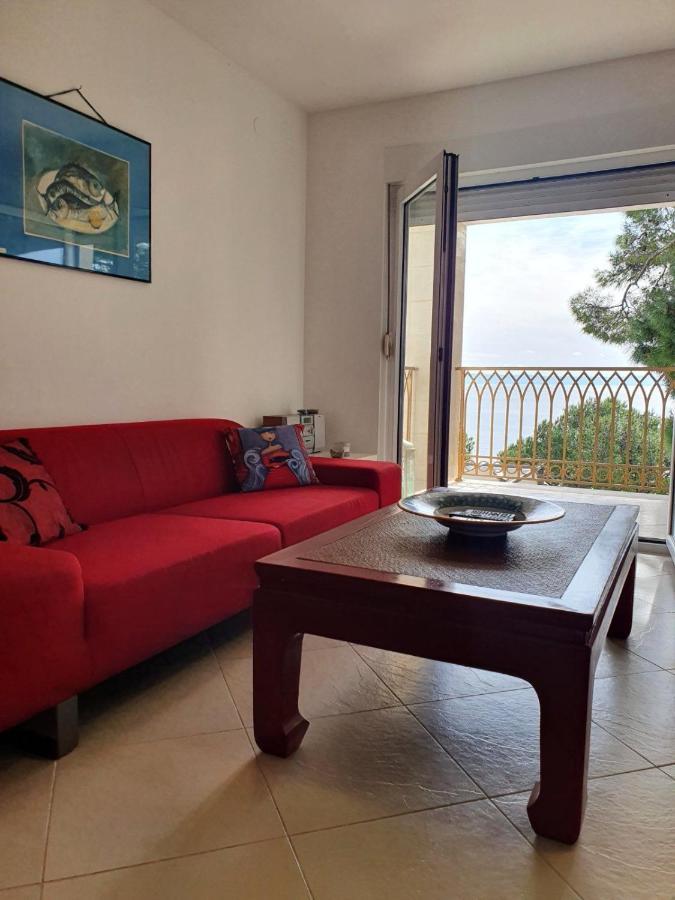 Inas Place Apartment